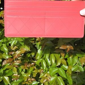 CHANEL 6 CARD large rectangular BAG INSERT CORAL NEW
